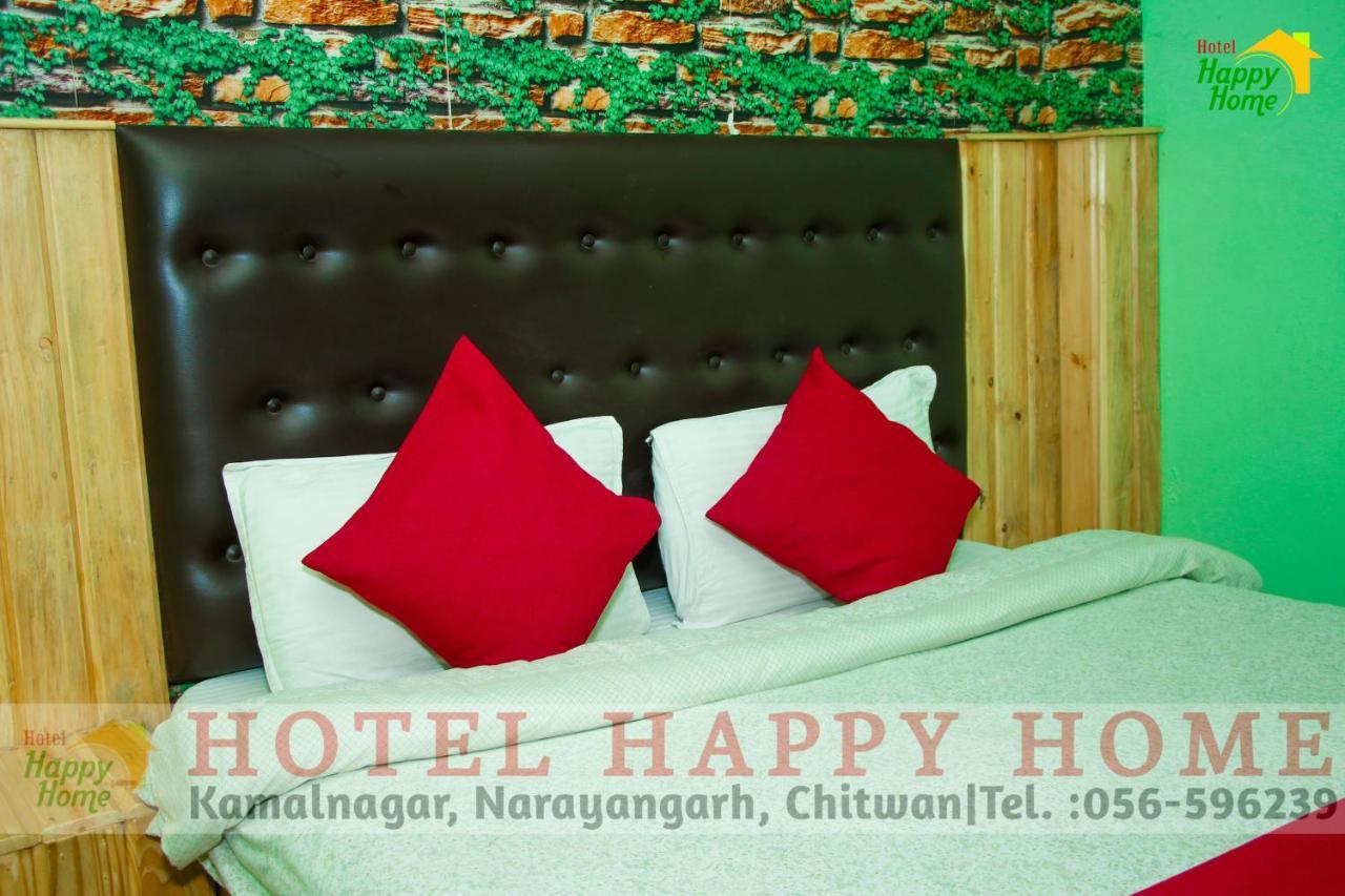 Hotel Happy Home Chitwan Exterior photo
